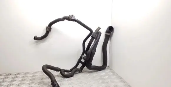 Audi A3 S3 8V Engine coolant pipe/hose 5Q0121064AR 5Q0121619B 5Q0122051AL