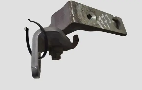 Ford Focus Rear door lower hinge