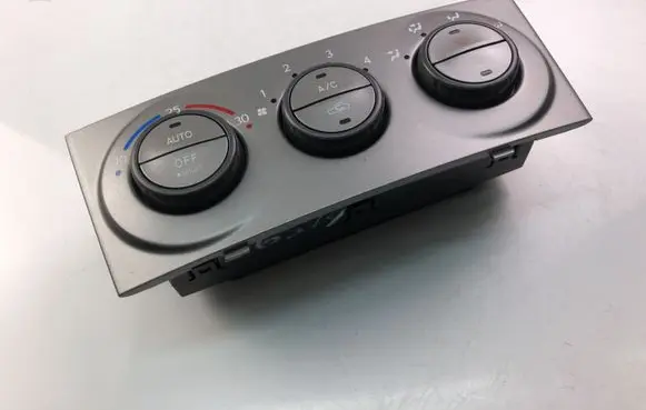Subaru Forester SG Climate control unit 72311SA010
