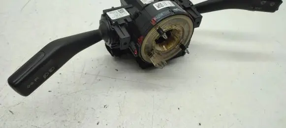 Volkswagen PASSAT B6 Headlight wiper switch 