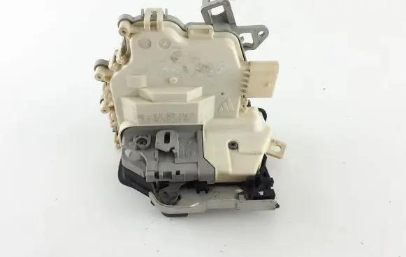 Audi A6 S6 C7 4G Front door lock 8J1837016C