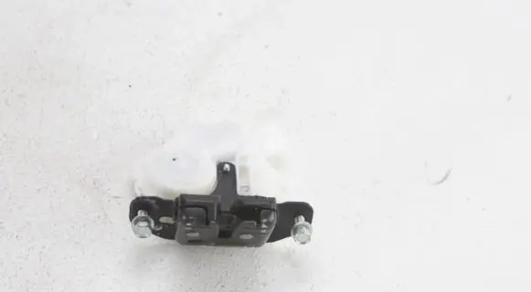 Toyota Auris E180 Tailgate/trunk/boot lock/catch/latch 6935002090
