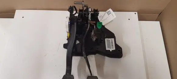 Citroen C5 Pedal assembly 9665383180