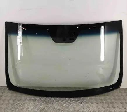 Hyundai i40 Front windscreen/windshield window 86110A 861103Z380