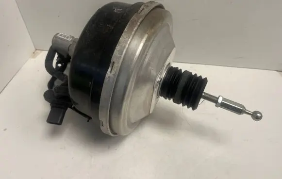 Audi A5 Sportback 8TA Brake booster 8K0612103N