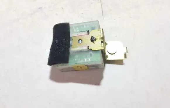 Mazda 323 F Immobilizer control unit/module gg2m675d2