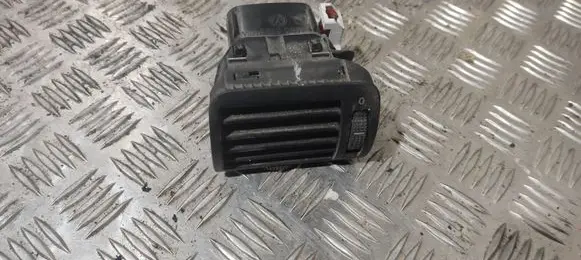 Volkswagen PASSAT B5 Dash center air vent grill 3B0819703A