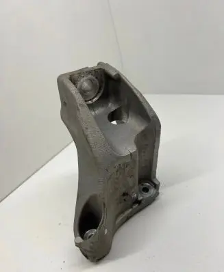 Alfa Romeo Stelvio Engine mounting bracket 50537064 B8132A