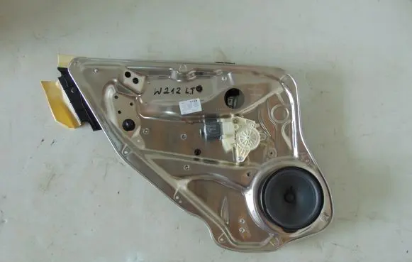 Mercedes-Benz E W212 Rear door window regulator with motor A2125407205