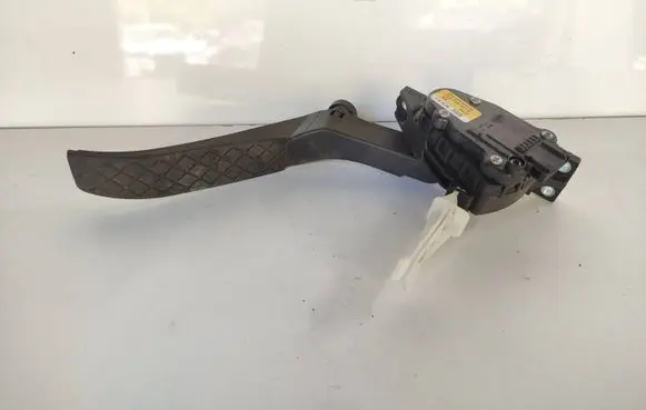 Audi Q7 4L Accelerator throttle pedal 7L0723507E 6PV00802626