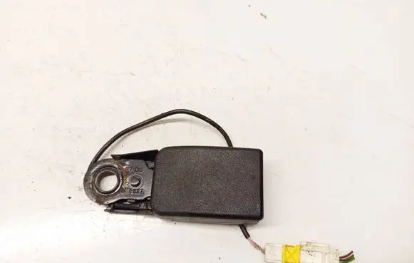 Peugeot RCZ Front seatbelt buckle 