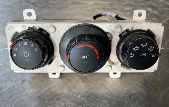 Renault Master III Climate control unit 275100013R