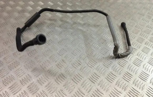 BMW X1 F48 F49 Fuel line pipe 8642845