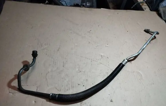 Chevrolet Tahoe Power steering hose/pipe/line