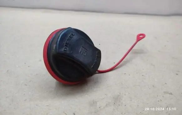 Opel Astra K Fuel tank filler cap 