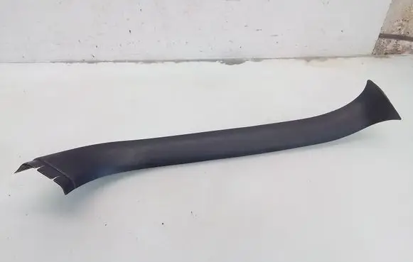 BMW 3 E36 Tailgate/trunk side cover trim 8171163