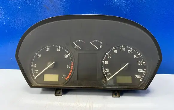 Skoda Fabia Mk1 (6Y) Speedometer (instrument cluster) 6Y0920880L 6Y0920880