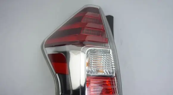 Toyota Prius+ (ZVW40) Rear/tail lights