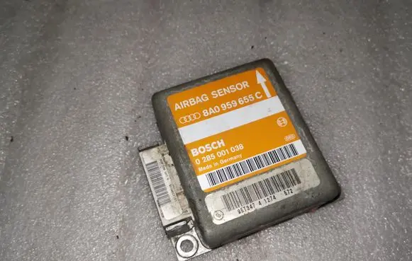 Audi A6 S6 C4 4A Airbag control unit/module 8A0959655C 0285001038