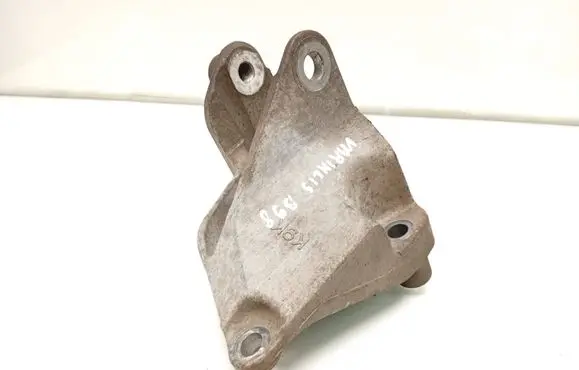 Nissan Qashqai+2 Engine mounting bracket 11332JD500