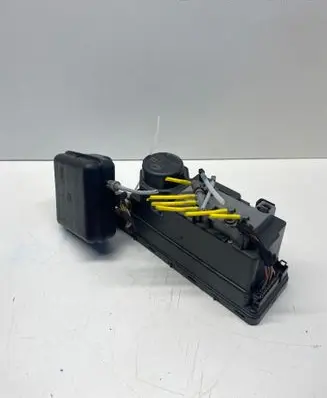 Mercedes-Benz E W210 Central locking vacuum pump 2108001748 1298050019