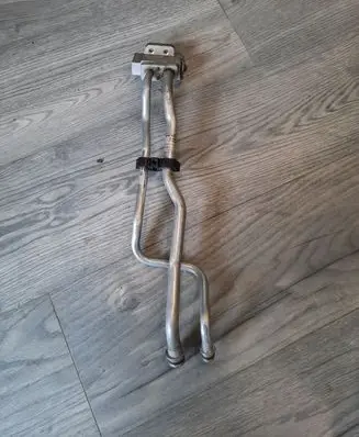Air conditioning (A/C) pipe/hose