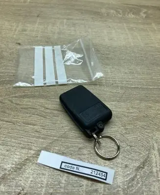 Opel Astra F Ignition key/card 212454