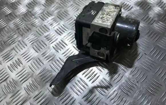 Ford Focus ABS Pump 98ag2m110ca 98ag-2m110-ca