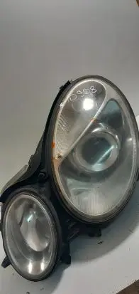 Mercedes-Benz E W211 Headlight/headlamp A2118200561 2118200561
