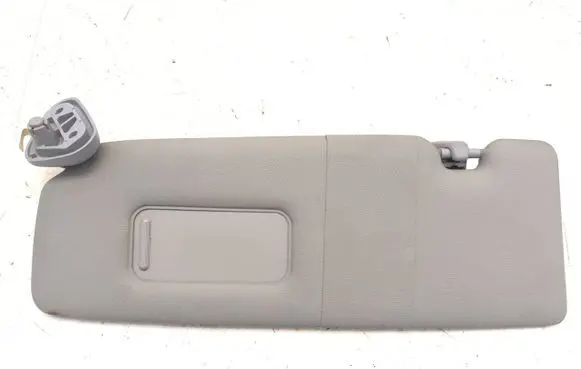 BMW 1 E81 E87 Sun visor 7120559
