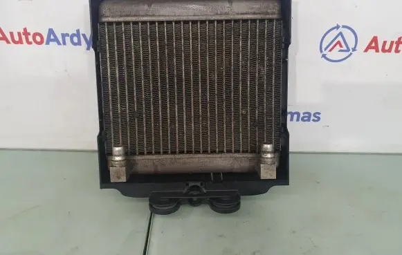 BMW 5 GT F07 Engine oil radiator 7572542 17217572542