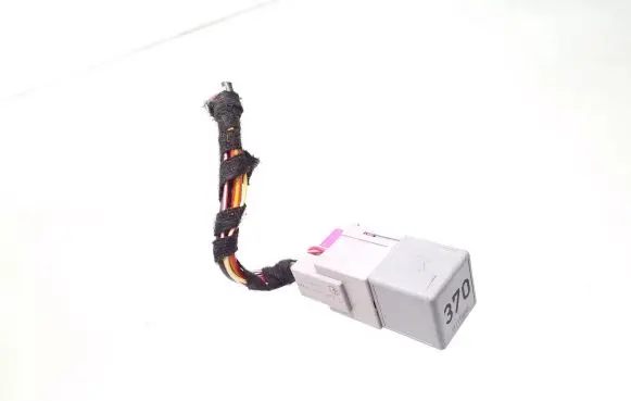 Audi A5 Sportback 8TA Other relay 8D0951253 370