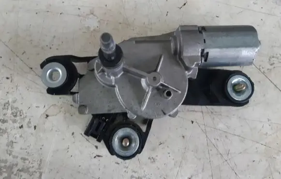 Mazda 3 I Rear window wiper motor BP4K67450 ADOF00S2B2160