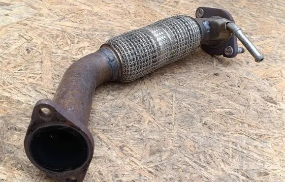 Hyundai Bayon Exhaust flexible connection 