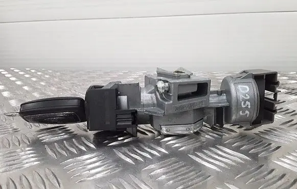 Ford C-MAX II Ignition lock 6E5T15607CA