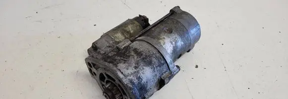 Mitsubishi Pajero Starter motor 