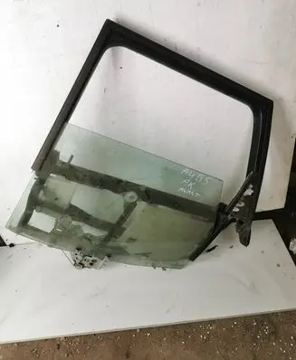 Rear door manual window regulator