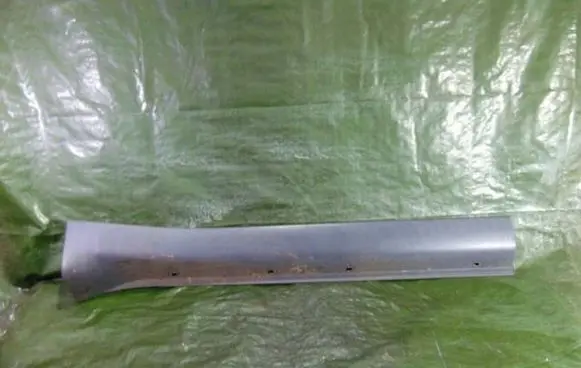 Mazda Tribute Front door trim (molding) 