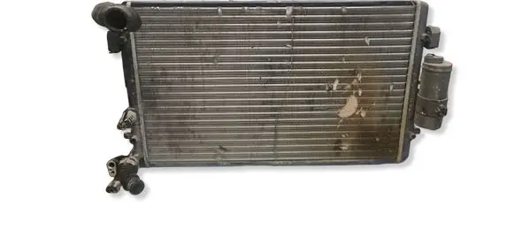 Volkswagen Golf IV Coolant radiator 