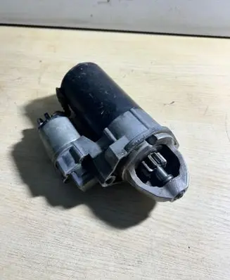 BMW 7 E65 E66 Starter motor 