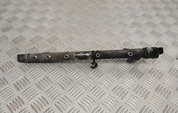 Mercedes-Benz Vito Viano W639 Fuel main line pipe A6460701595