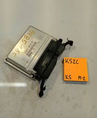 Audi A4 S4 B5 8D Engine control unit/module 8D0907558T