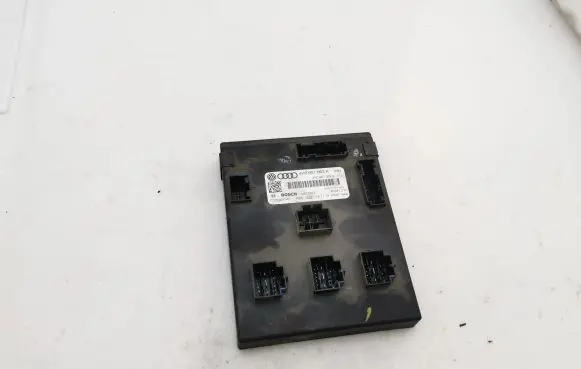 Volkswagen Touareg II Central body control module 4H0907063K