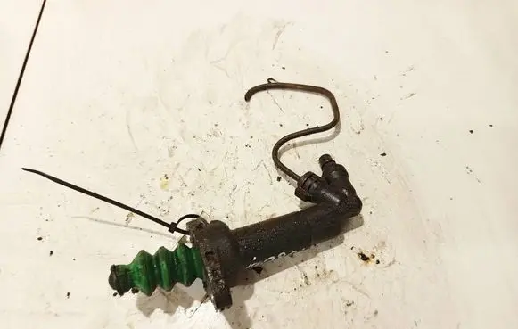 Volkswagen Bora Clutch master cylinder