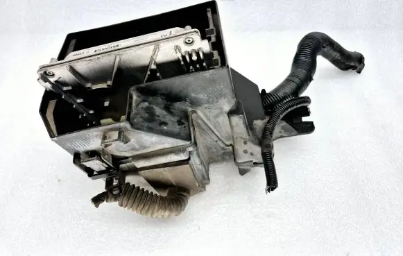 Volvo V70 Engine control unit/module 30637733A 0281011078 1039S00000