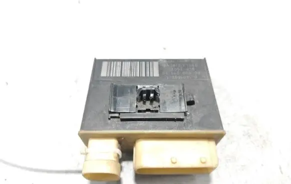 Citroen C5 Glow plug pre-heat relay 9652021180 018010951 08100356210