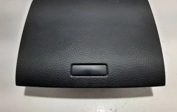 Volkswagen Touareg II Glove box 7P6857922