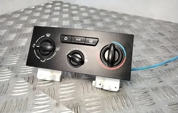 Citroen C4 I Climate control unit B9642