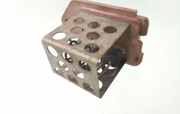 Citroen C5 Coolant fan relay 9641212680