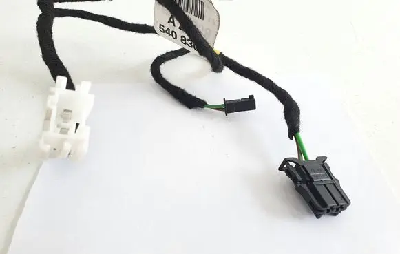 Mercedes-Benz E W211 Sound system wiring loom A2115408308